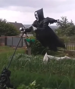 Alternative view of Ghostface Scream ScareCrow