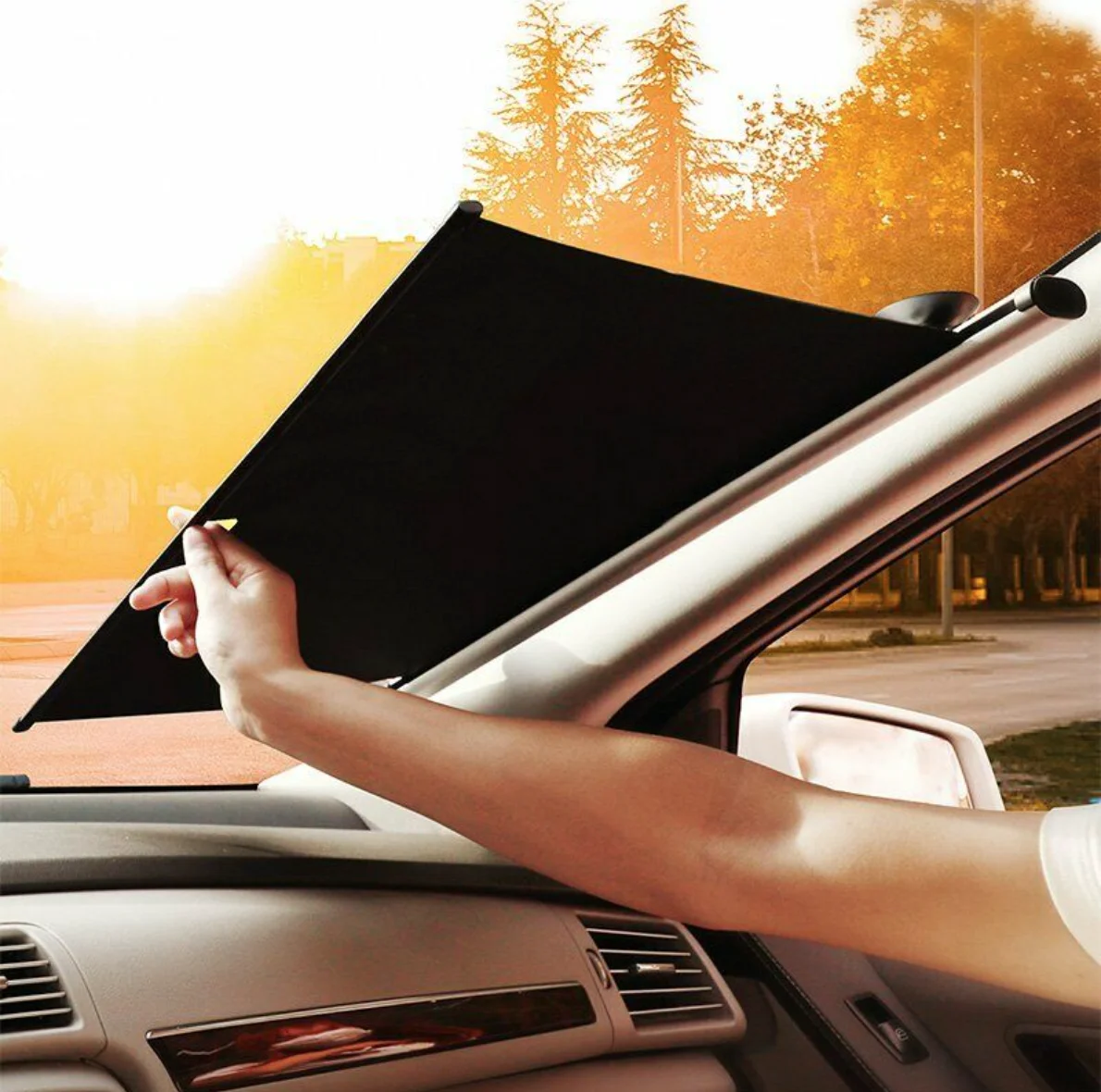 Windra Retractable Car Sunshade