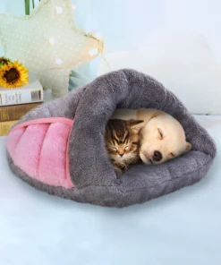 Alternative view of Dual Pet Warmer Bed