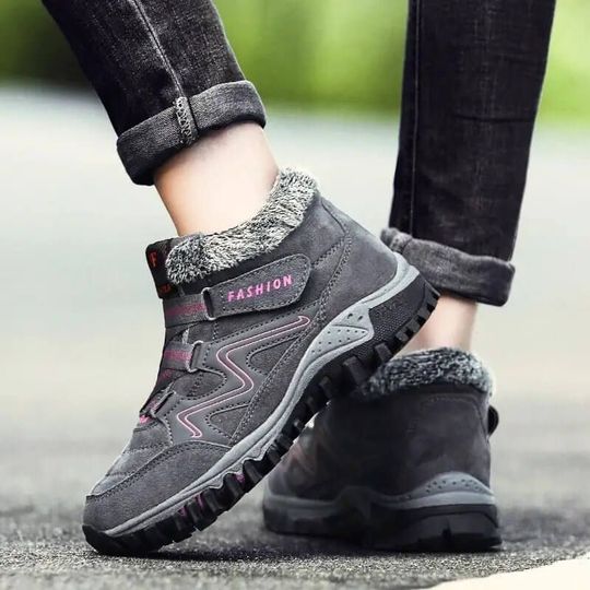 FLEEKCOMFY SNOWY VILLI LEATHER ANKLE BOOTS