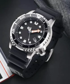 Alternative view of Fashion three needle quartz watch with calendar