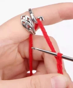 Alternative view of Peacock Knitting Crochet Yarn Guide Ring