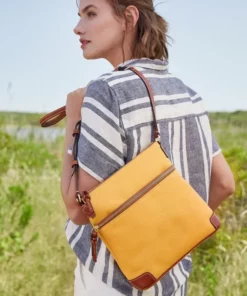 D & B Pebble Grain Crossbody