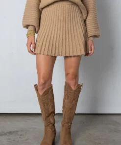 Pleated Knit Skirt Set