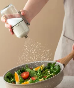 Accurate quantitative seasoning bottle