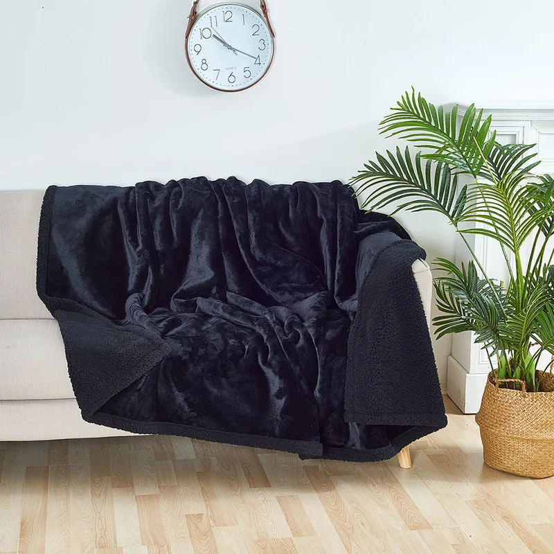 The waterproof blanket