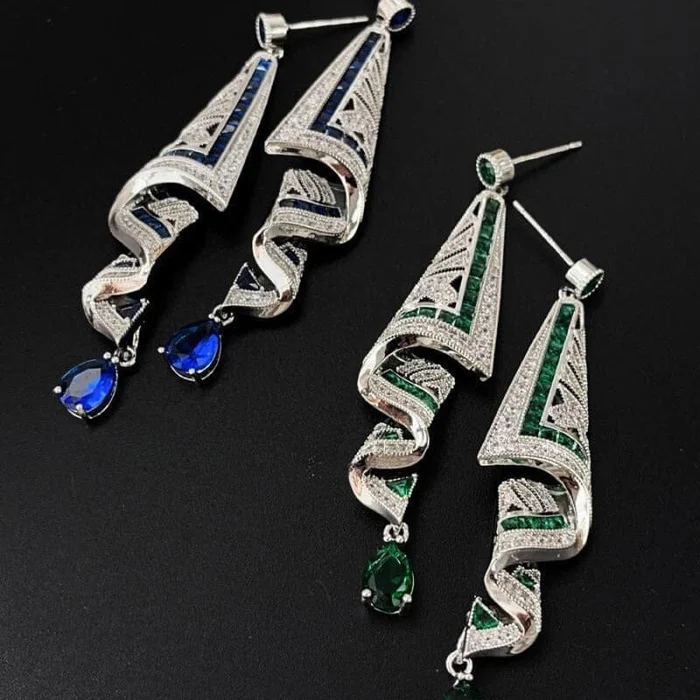 Vintage Satin Stud Earrings - Image 7