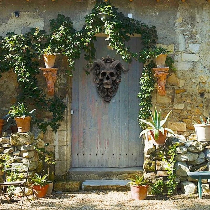 Horned Skull Statues Hanging Door Knocker