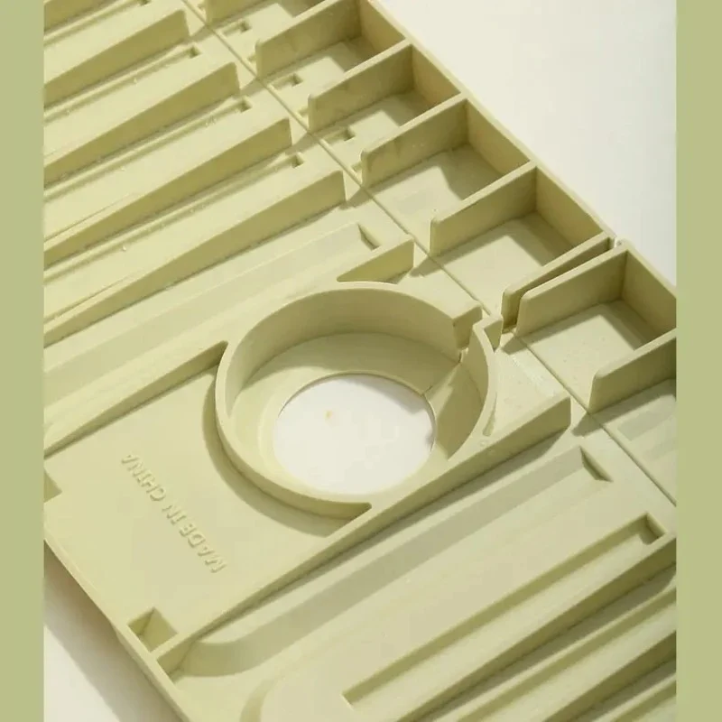 Tidy Splash™ Faucet Guard & Draining Mat - Image 10