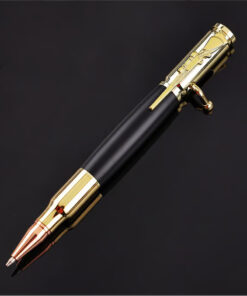 Reliable and stylish, the Tactical Pen For Hunters is a must-have tool for any hunter or adventurer.